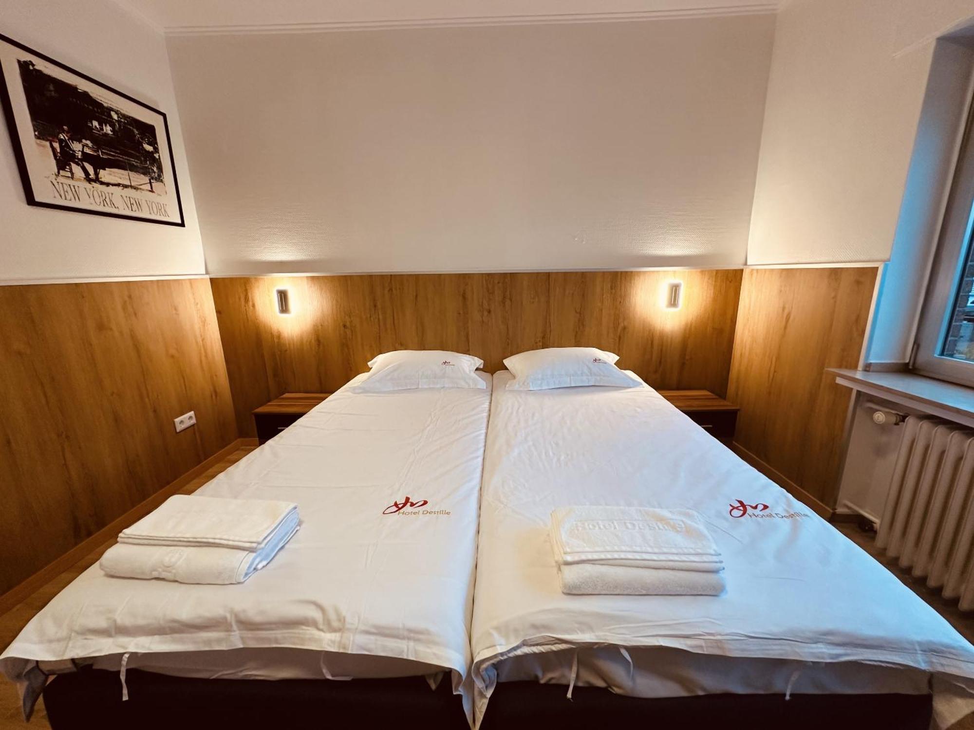 Hotel Destille Dormagen Ruang foto