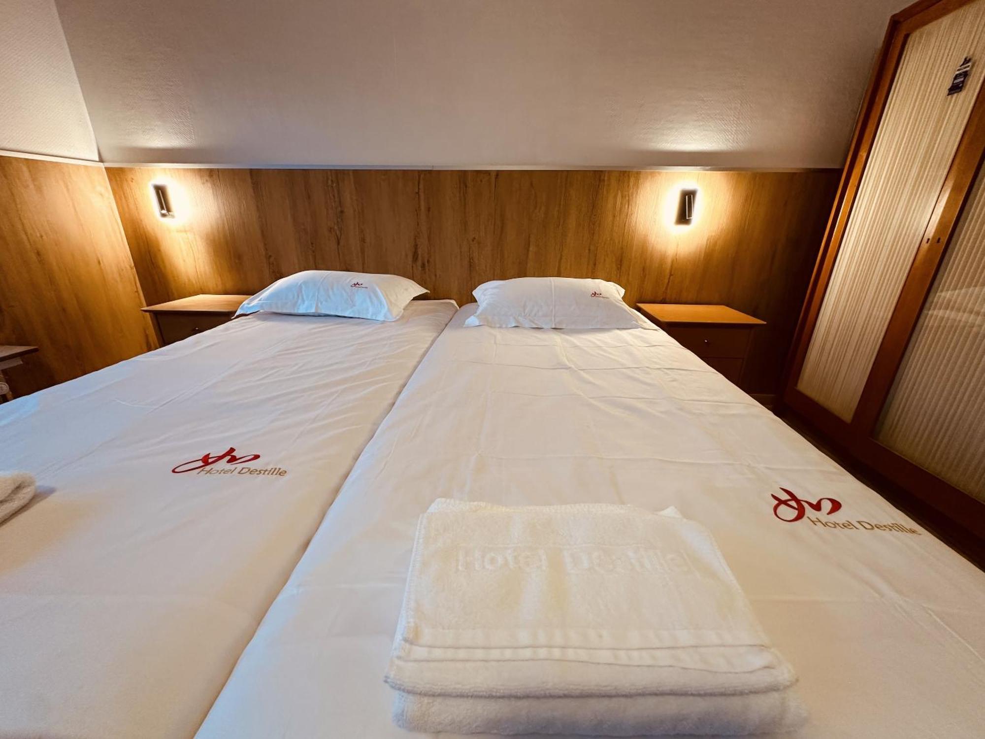 Hotel Destille Dormagen Ruang foto