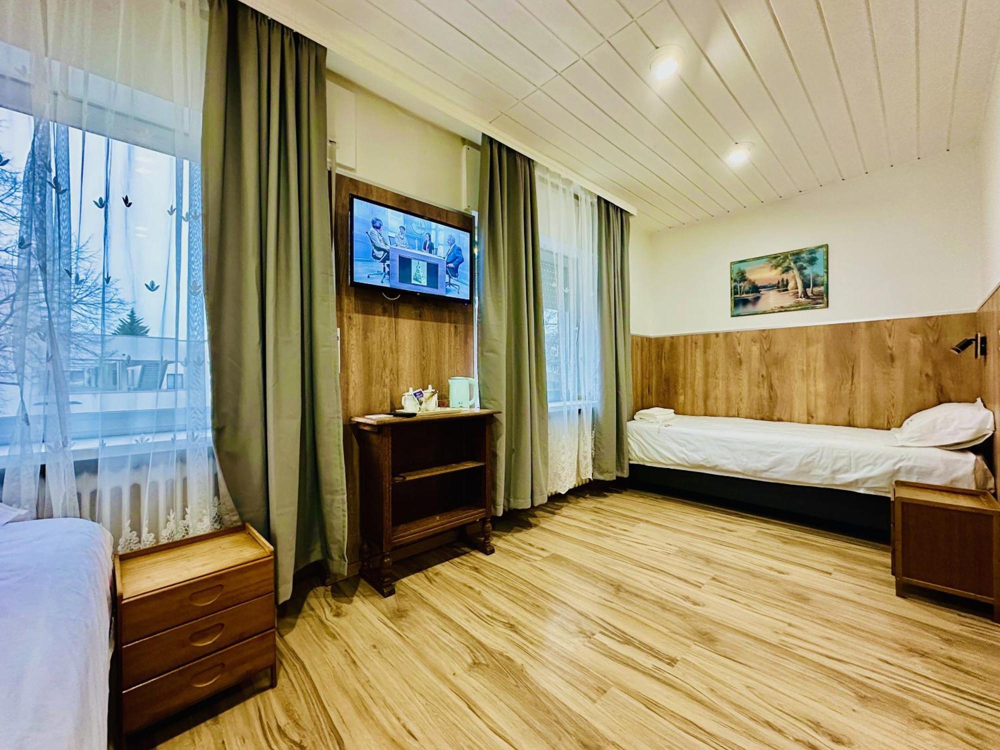 Hotel Destille Dormagen Ruang foto