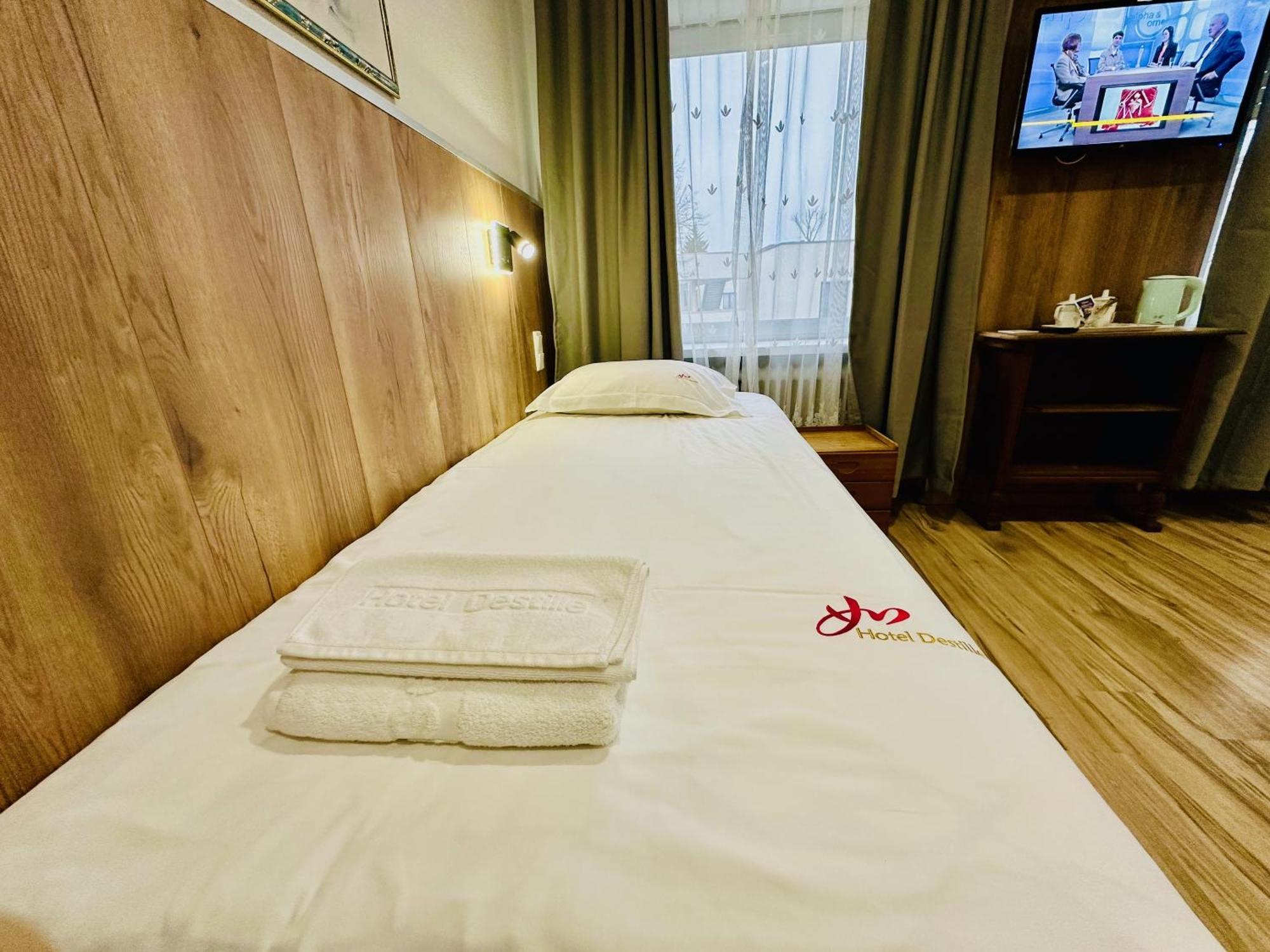 Hotel Destille Dormagen Ruang foto