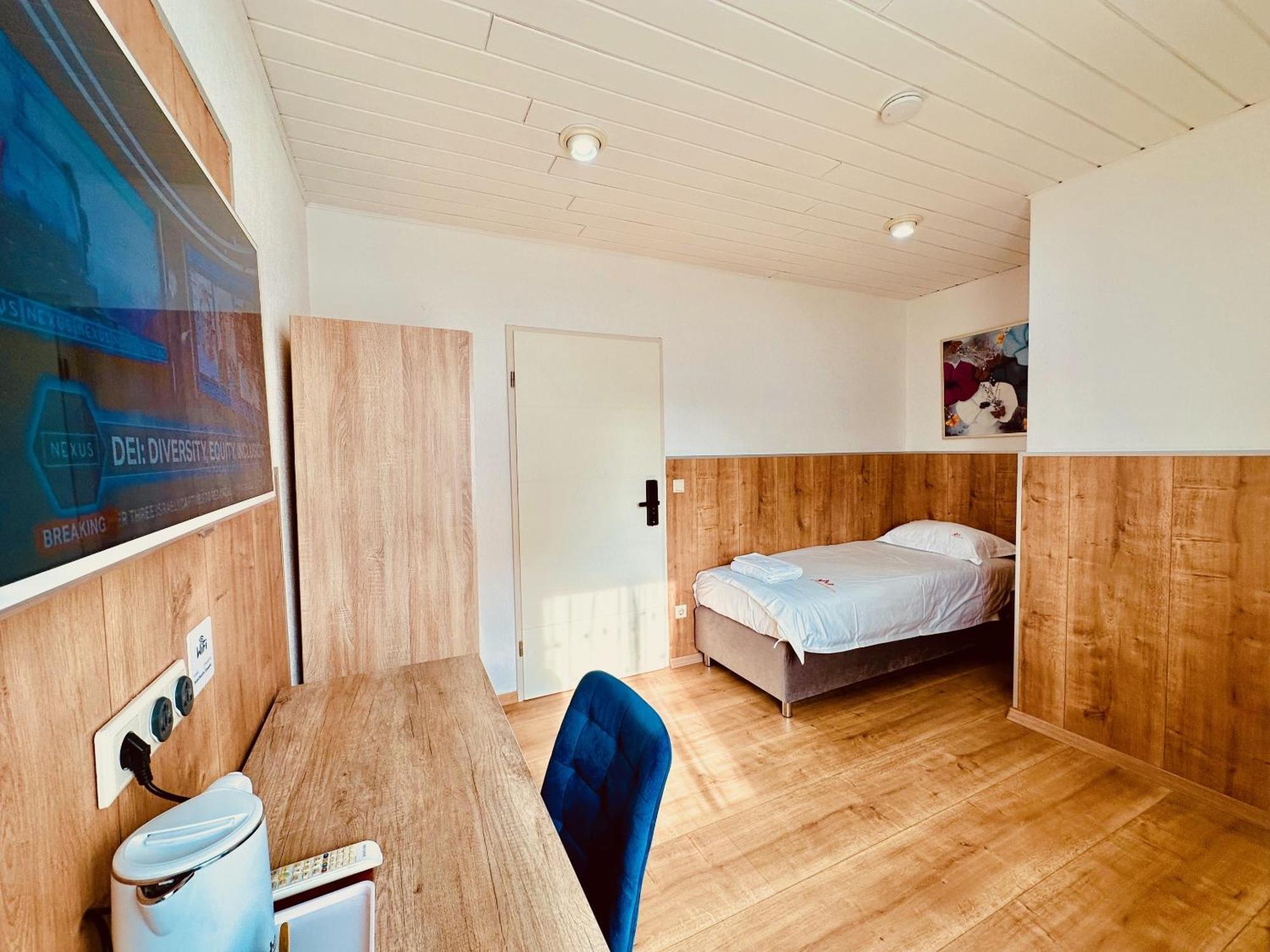 Hotel Destille Dormagen Ruang foto