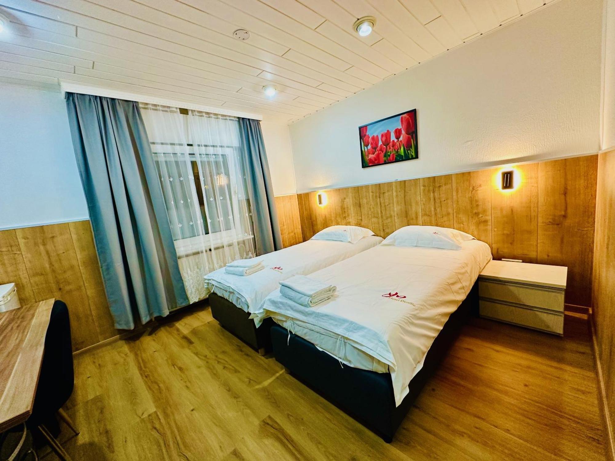 Hotel Destille Dormagen Ruang foto