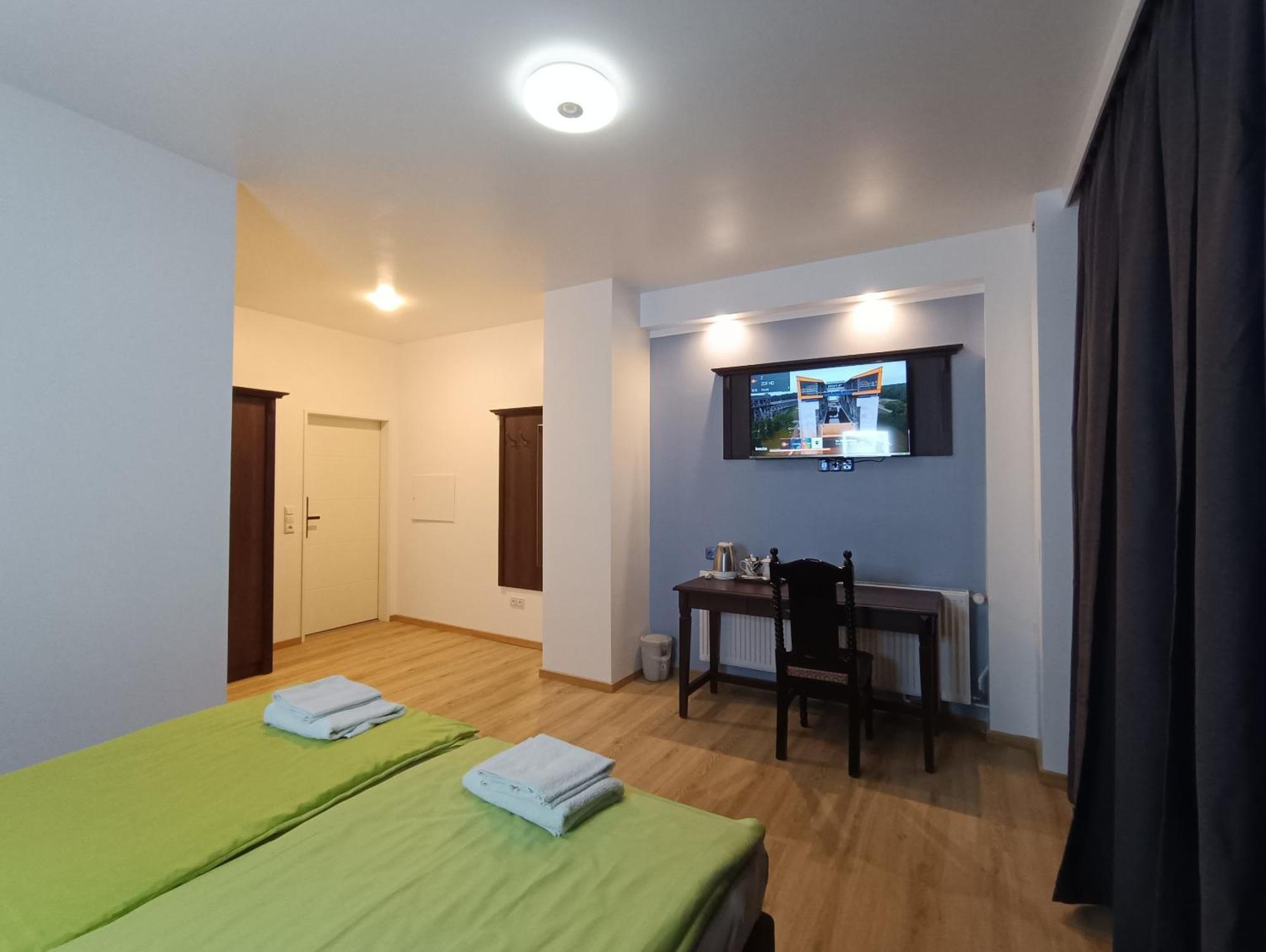 Hotel Destille Dormagen Bagian luar foto
